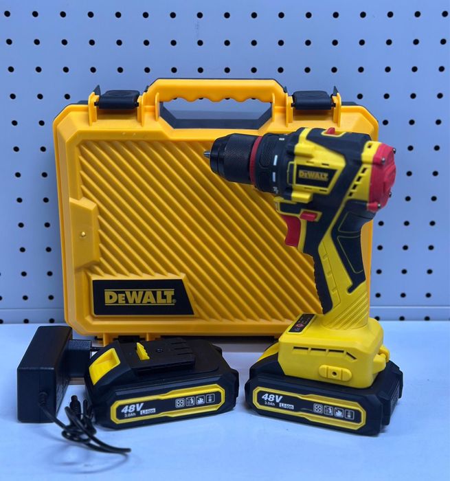 Шуруповерт безщеточный