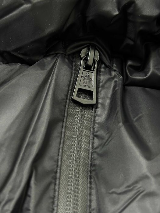 Мъжко яке в черен цвят