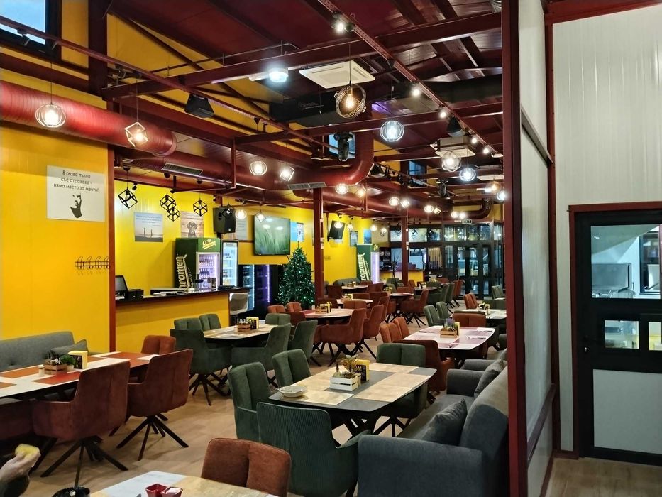 Ресторант МАДРИД гр. Пазарджик Хр Ботев 85 се дава под наем за събития