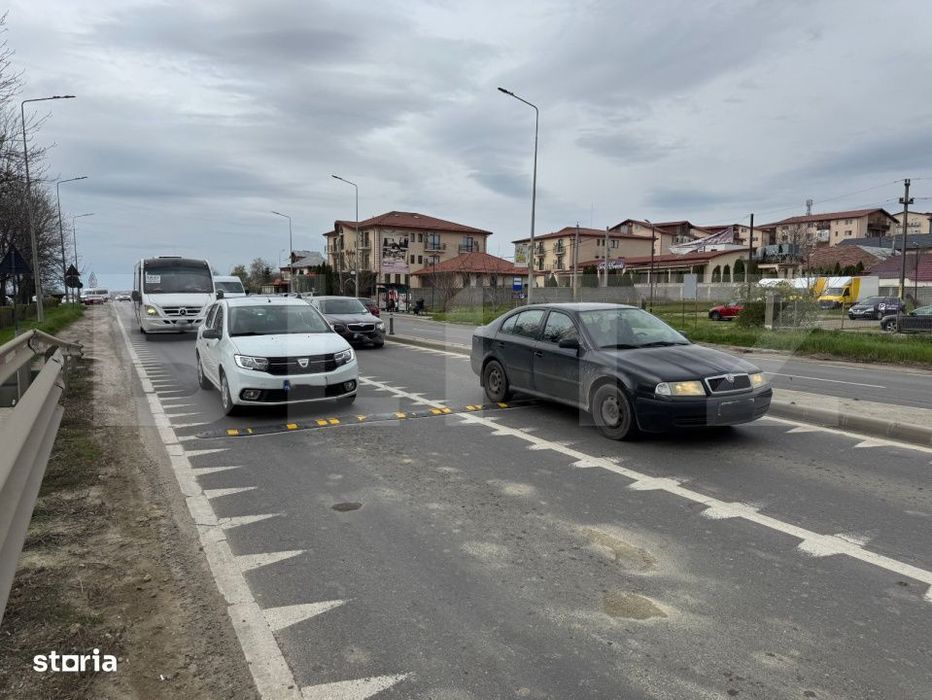 Casa si spatiu comercial, Valea Lupului, la strada