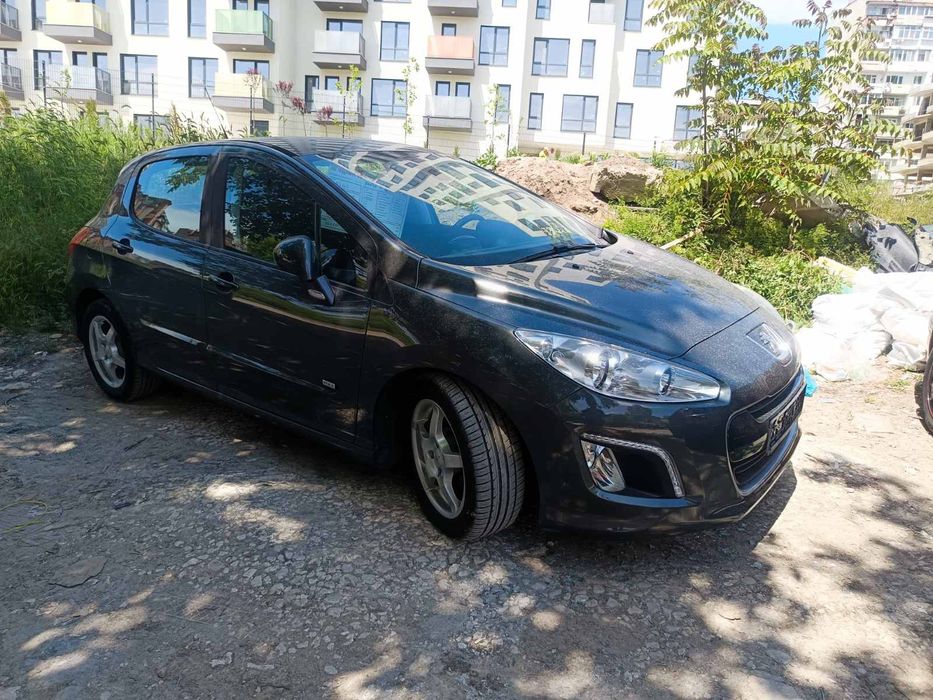 Peugeot 308 1.6e-HDI 2013 г. 110к.с