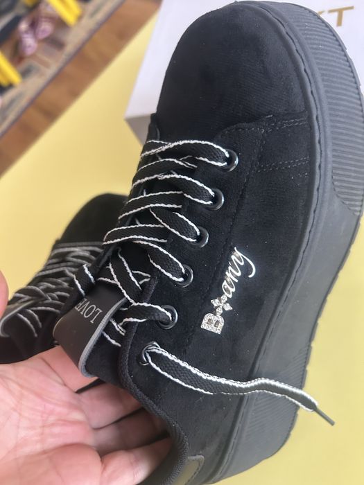 Дамски обувки 39 номер