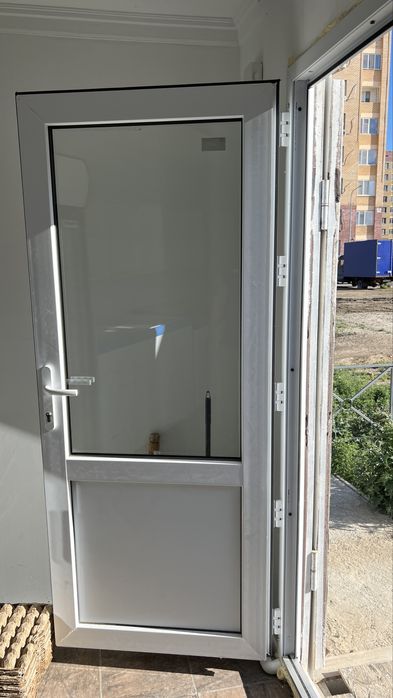 Пластик есік сатылады