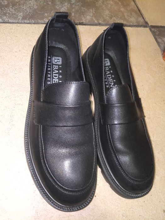 Продам женскую обувь б/у