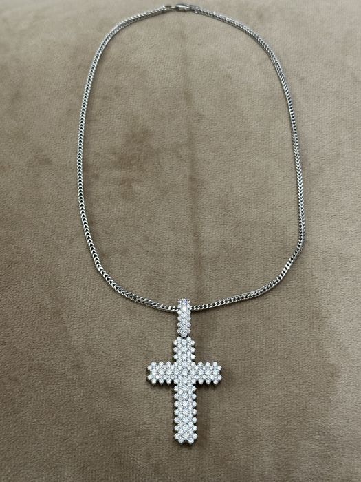 5.30 ct Diamante Naturale – Pandantiv - Cruce - Aur Alb  cu Lanț