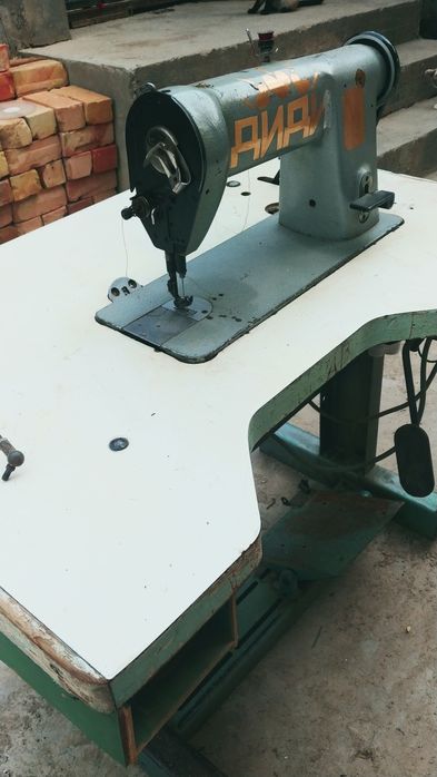 Швейная машинка промышленная старого образца запчасти мотор станина