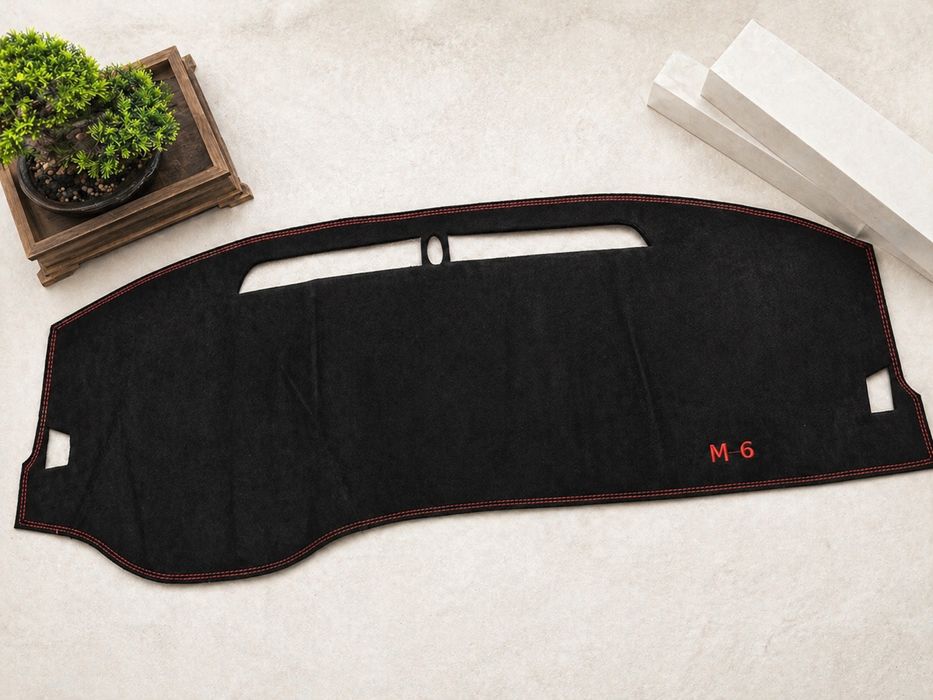 Накидка на торпедо (панель приборов) для Haval M6