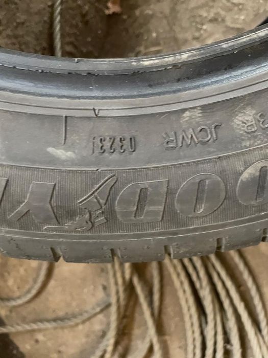 Продам шины Good Year