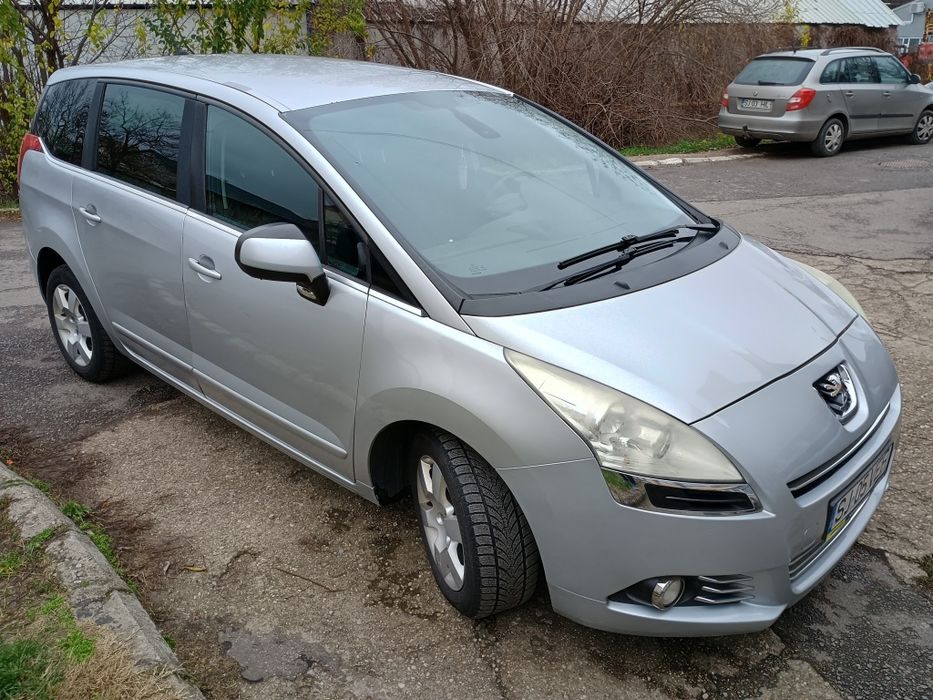 PEUGEOT 5008 2013 — imagine 3