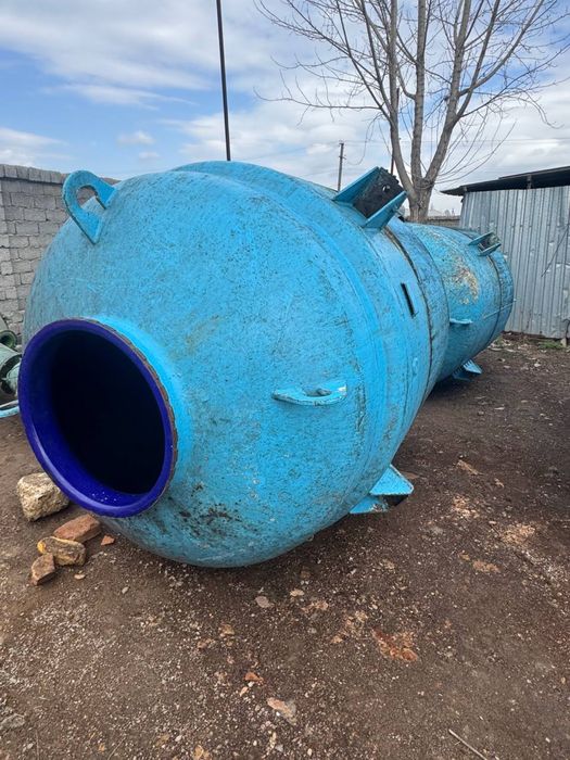 Емкость Цистерна Эмалированная  Реактор 4м3 сотилади