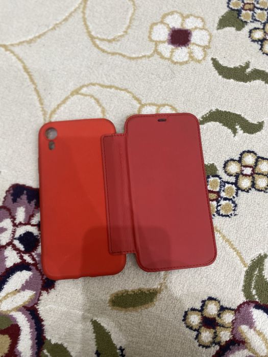 XR айфон красный цвет