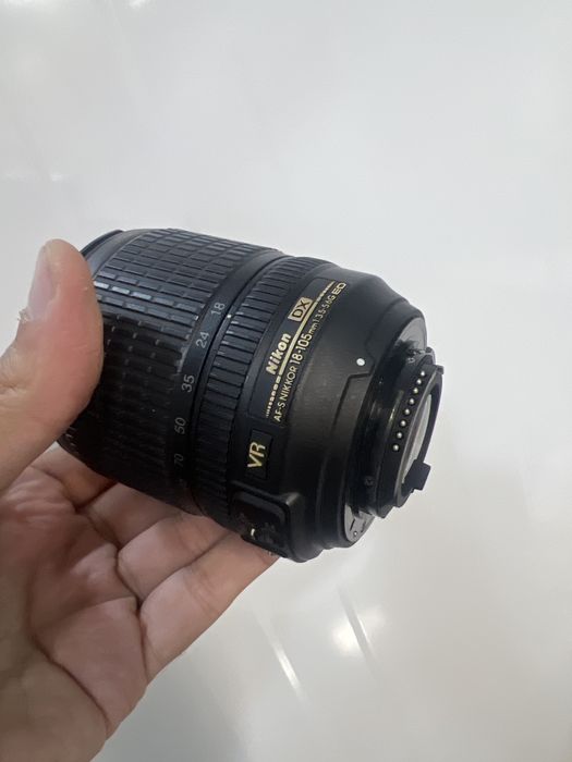obiectiv DSLR Nikon DX 10-105 mm 1:3.5 - 5.6