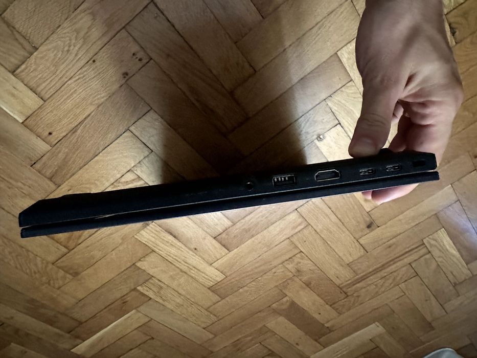 ASUS ExpertBook L2 Ryzen 7 5825U 16GB/512GB 15.6" FHD – cutie+încărcător original