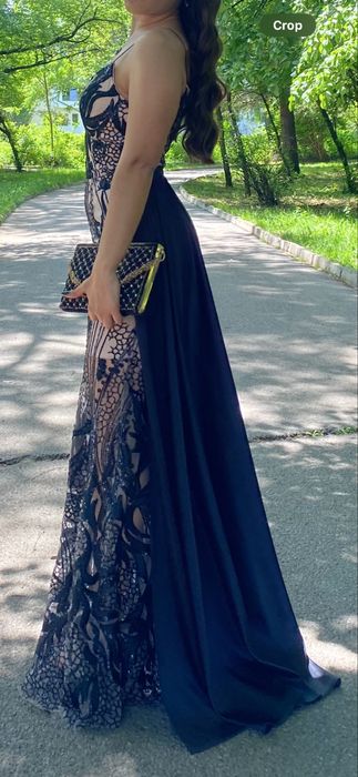 Продавам бутикова бална рокля