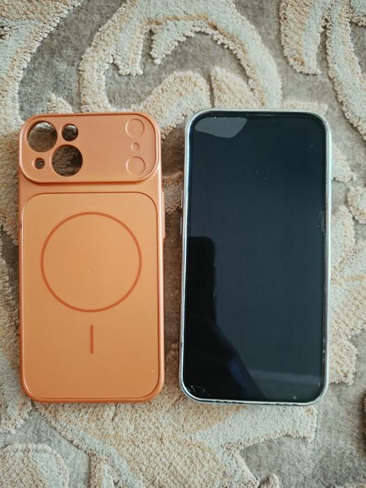 Продам iphone 13