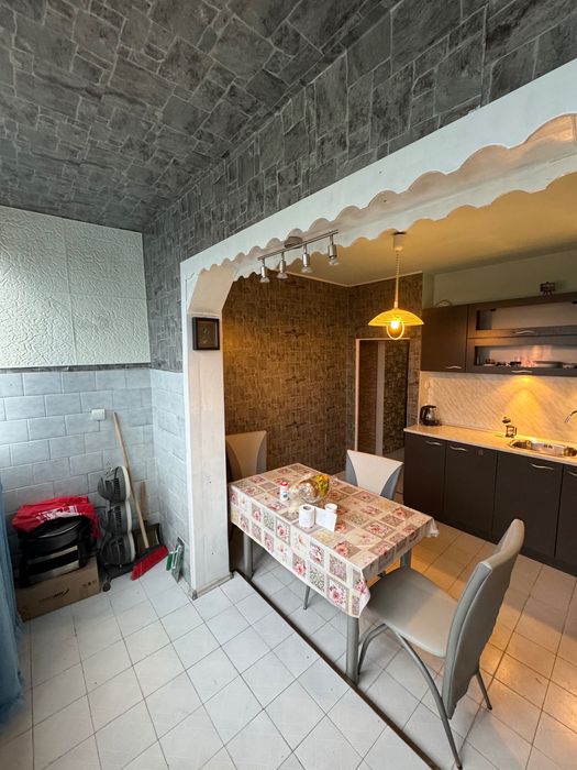 Продава се Тристаен апартамент в София, Дървеница - 100 кв.м за 2240 €/кв.м - Снимка #1