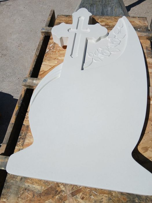 Cruce alba beton,cruce din fier,cruce ciment alb,cruci