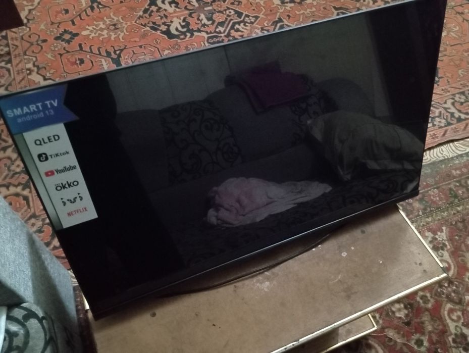 Практически новый телевизор Smart TV