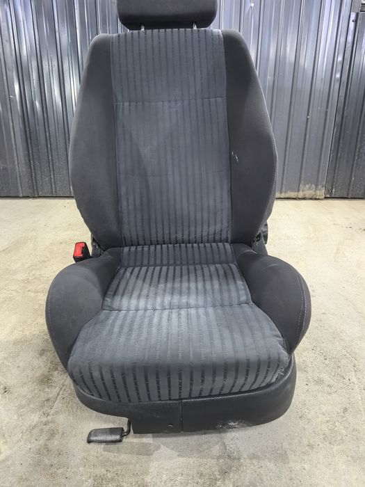 Vand scaun sofer skoda Octavia 1