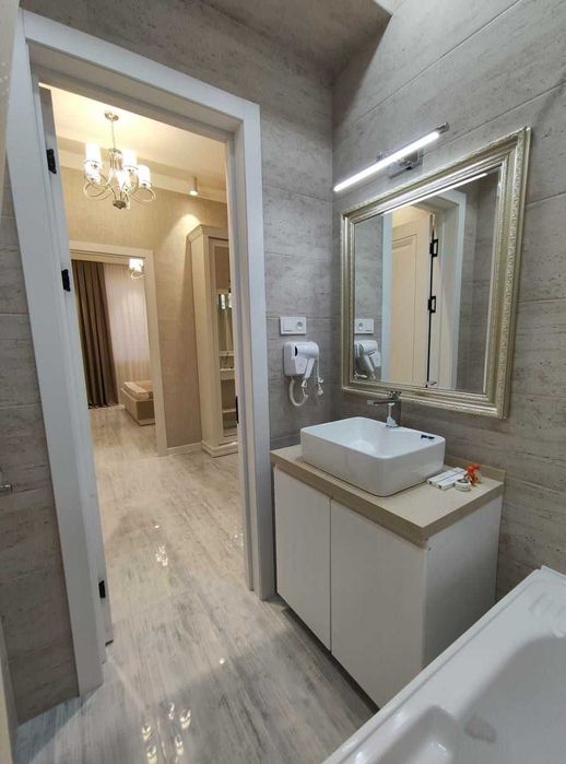 Сдам светлую кв-ру 2-ком 3/8 на улице Шота Руставели ЖК White House А3