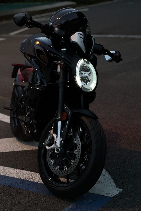 Mv Agusta Dragster 800 garantie 2027