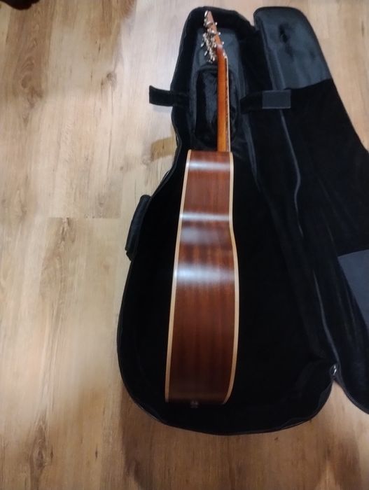 Ел.акустична китара"Kremona М25Е"