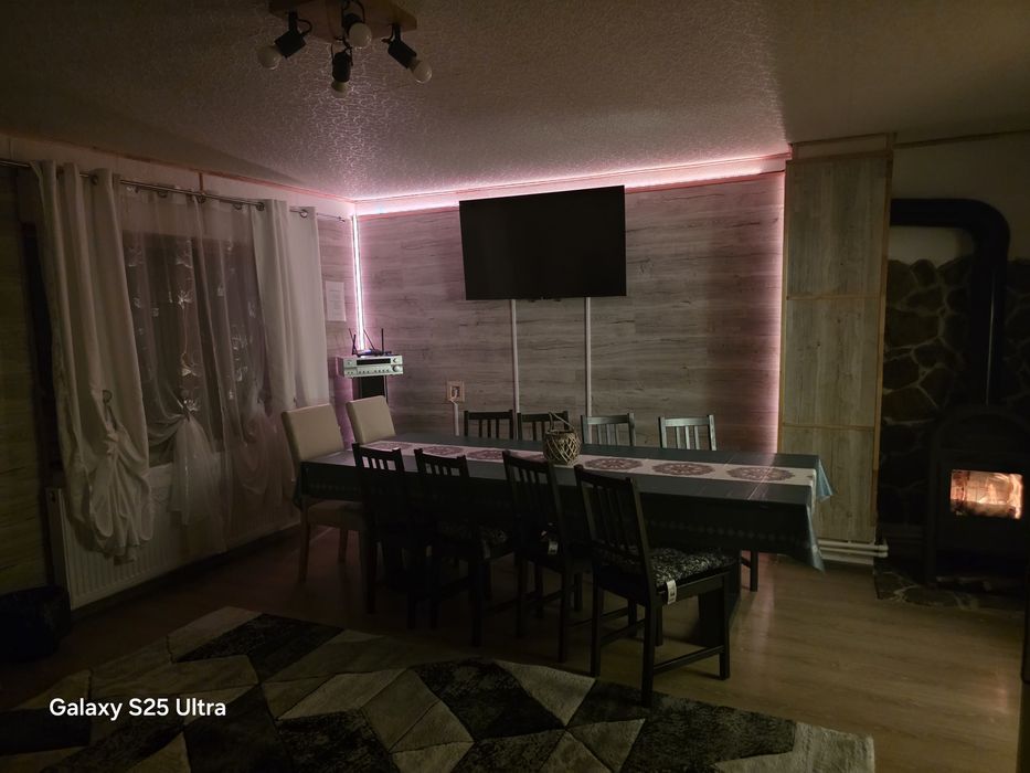 Închiriez cabana la Rastolita