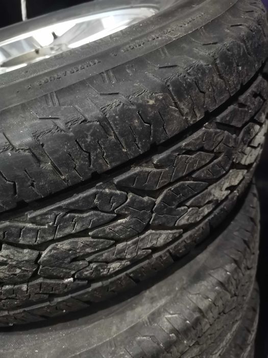Гуми с джанти за джип 245 70 16 джанти pajero opel frontera 6 139.7 16