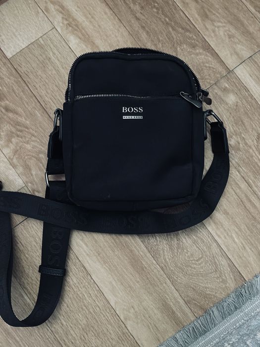 Барсетка boss.