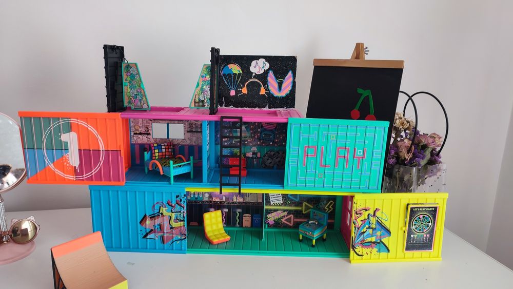 Домик ЛОЛ. Фирменный