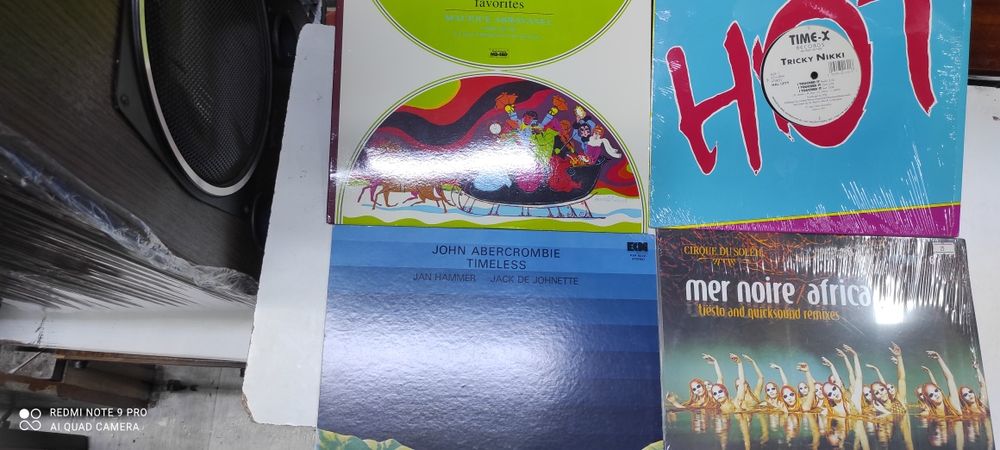 Виниловые пластинки в Алматы