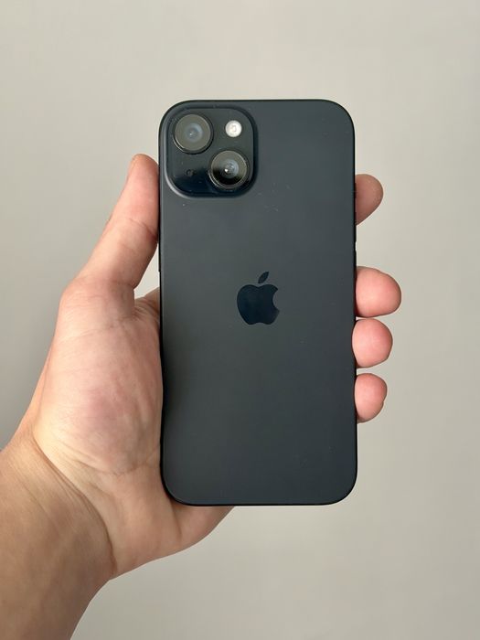 iPhone 15 256GB Black | Impecabil | Cutie + Cablu + 3 Huse