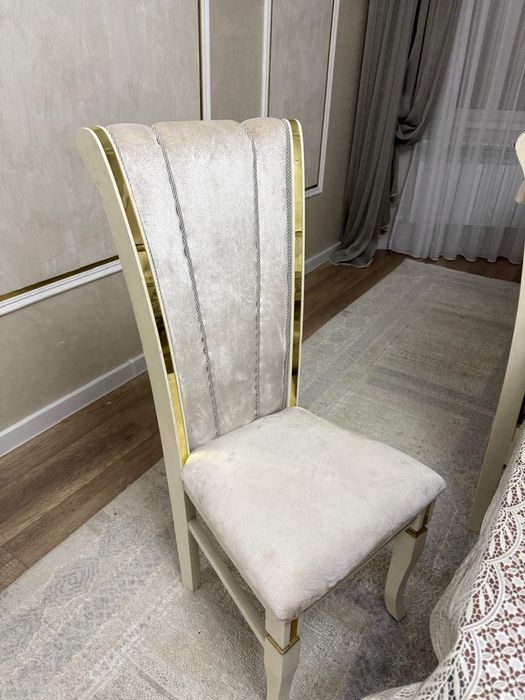 Продаю стол стуля