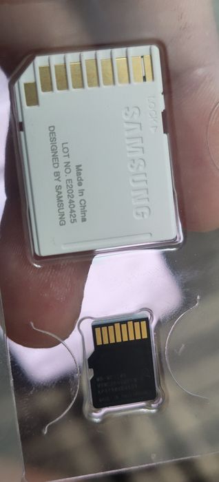 Samsung EVO Plus 128GB microSD карта памяти