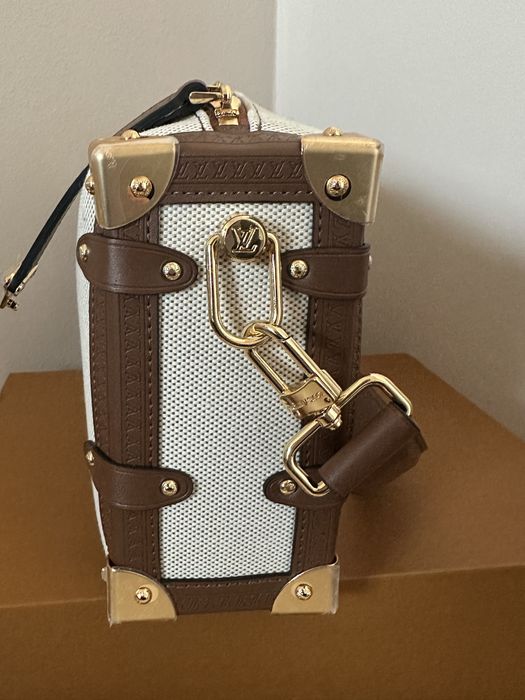 Чанта LV лимитирана серия 2025 Louis Vuitton Side Trunk MM