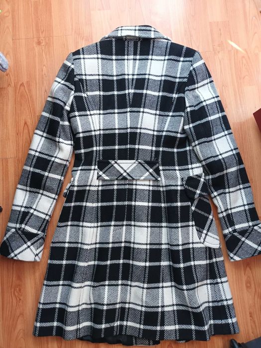 Дамско вълнено палто Sisley, размер 42 (итал.), отговаря на 36-38 (S)