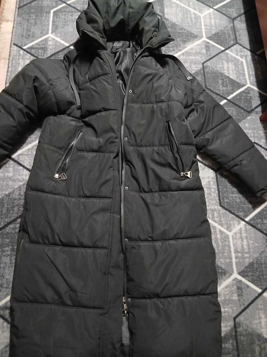 Продам женское пальто