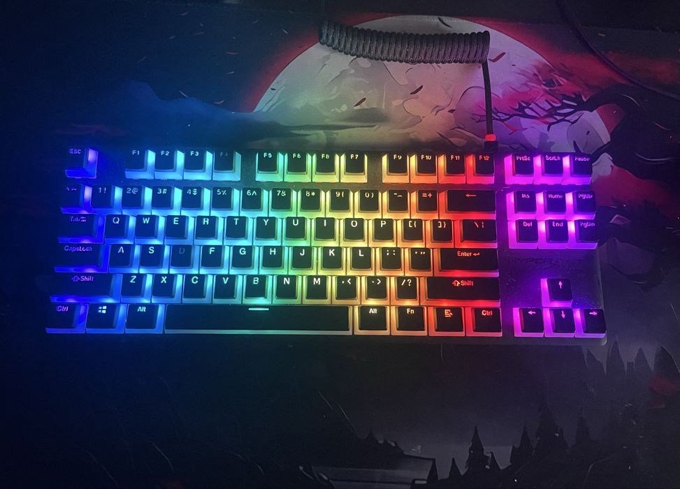 Vând PC Gaming complet + monitor 240Hz + periferice