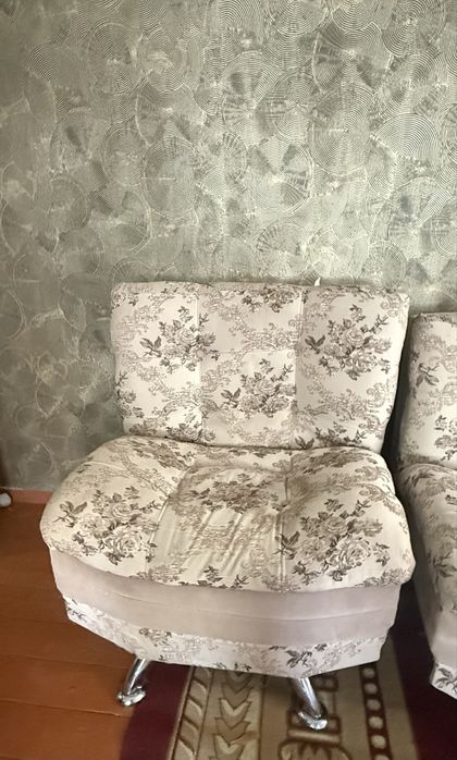 диван с креслом