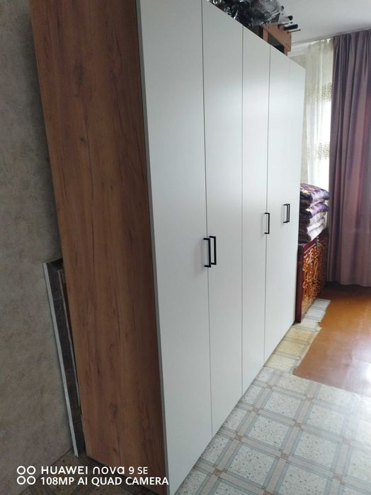 Продам шифоньер в хорошем состоянии.