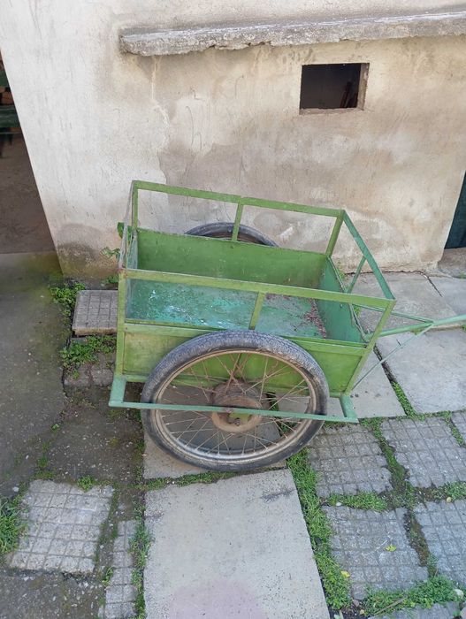 продава градинска количка