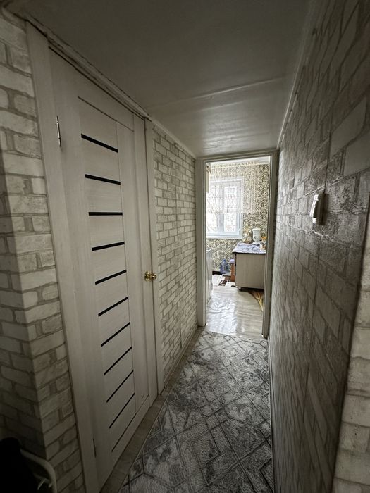 Продается 2 комнатня квартира