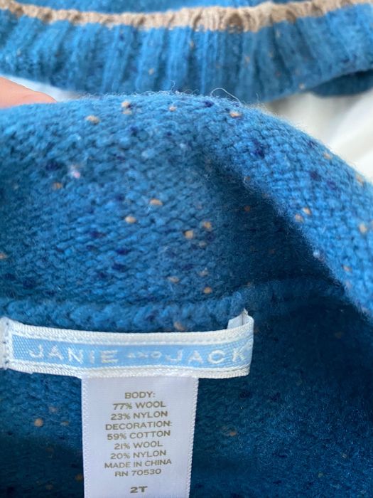 Vand pullover+caciulita  Janie&Jack, pt 2-3 ani,80 lei