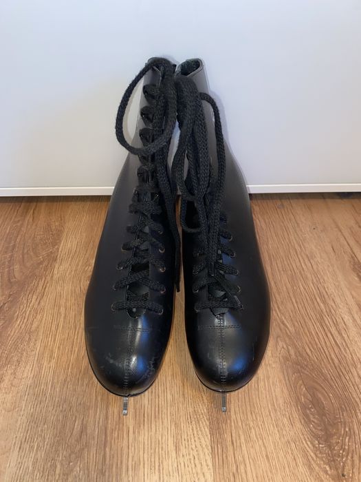 Patine artistice negre unisex 44