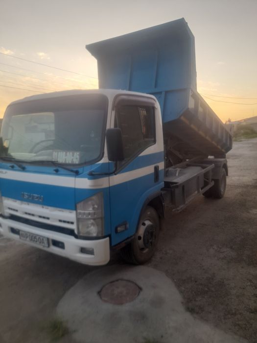 Юк ташишда Исузу самасвал хизмати.