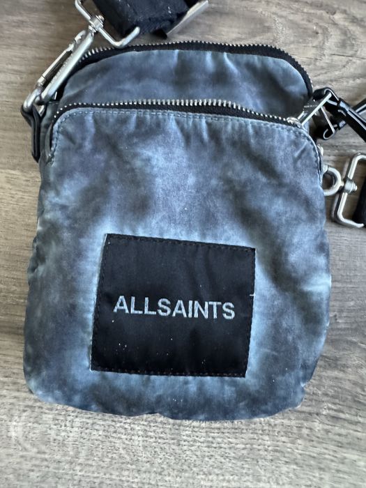 Чантичка Allsaints