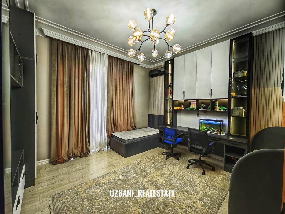 Центр Луначарский, Турон Продается Евро Дом Hi-Thech!!!