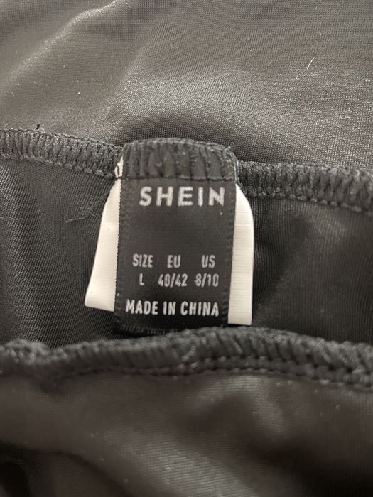 Дамски спортен комплект / клин, бюстие и тениска