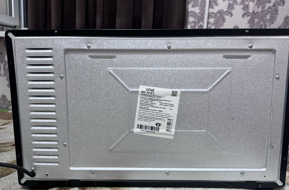 Мини-печь Artel 3618 Е, 36 л.