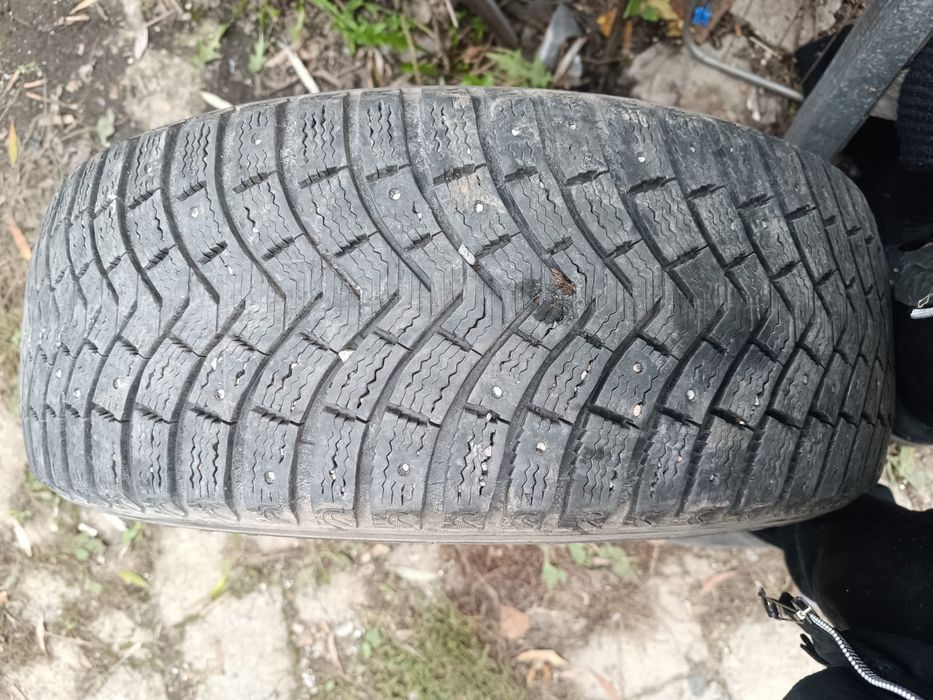 Продам зимнюю резину